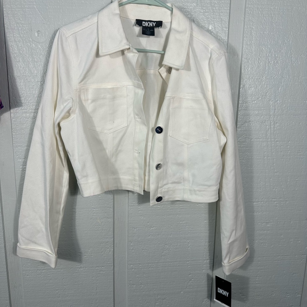 DKNY Women's Denim Cropped Button Up Jacket Size Small NWT - Picture 2 of 10